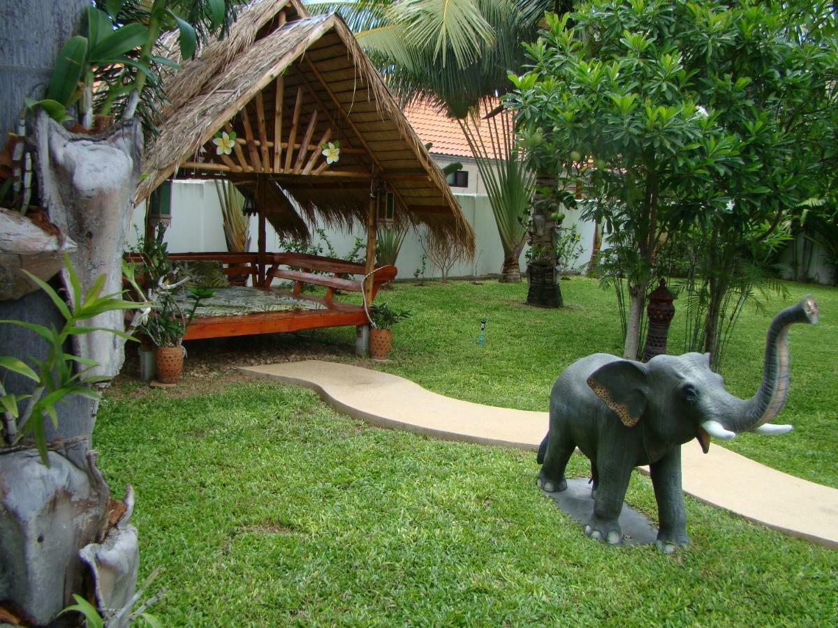 Villa Leelawadee *